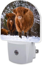 sndheke Highland Cow Night Light for Kids, Winter Wild Animals Night Light Plug in with Dusk to Dawn Sensor, 0.5w Energy Saving Sleep Friendly Nightlight for Hallway Stairway Kitchen Bedroom