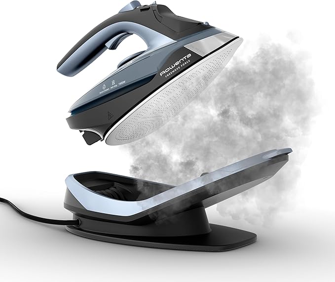 Rowenta Freemove Cordless Iron with Steam, 1600 Watts, Stainless Steel Soleplate, Rapid Heating, Portable Steamer for Clothes, Rechargeable for Wireless Ironing, Handheld Steamer Iron, Blue, DE6730